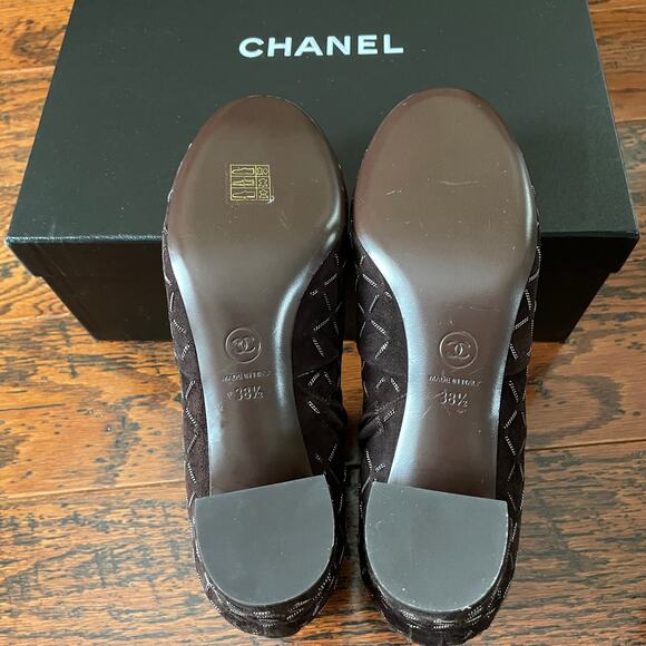 Chanel Ankle Boots Quilted Chain Detail Round Toe in Chocolate Brown Euro 38.5 - Picture 9 of 15